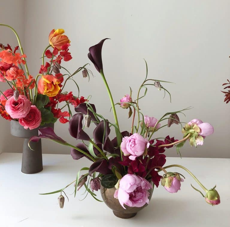 modern flower arrangement centrepiece-corporate events decor