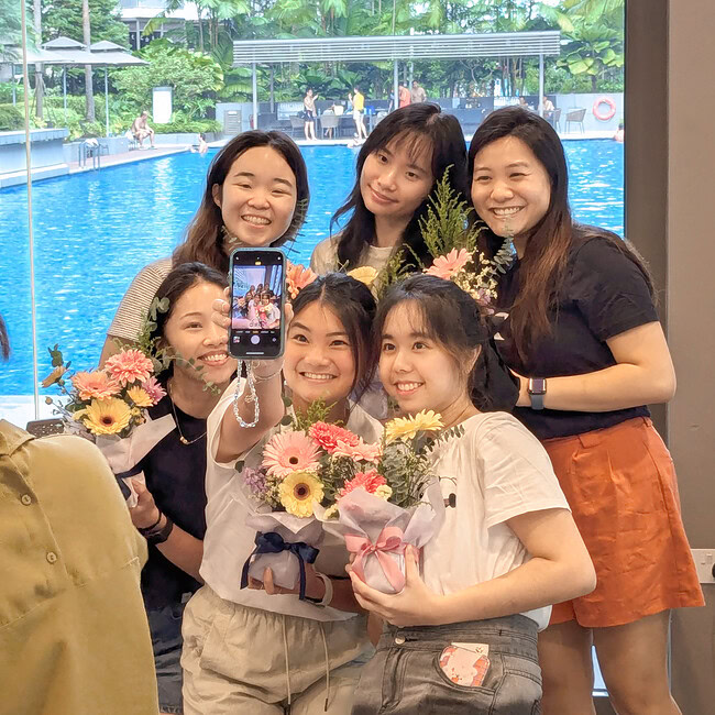 Flower Arrangement Workshop Photo 2