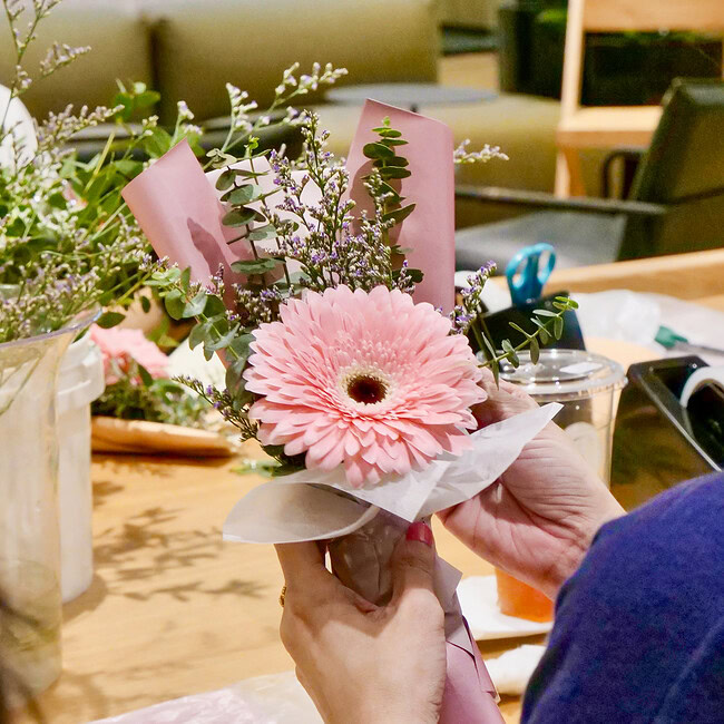 WeWork Floral Arrangement Workshop Photo 7