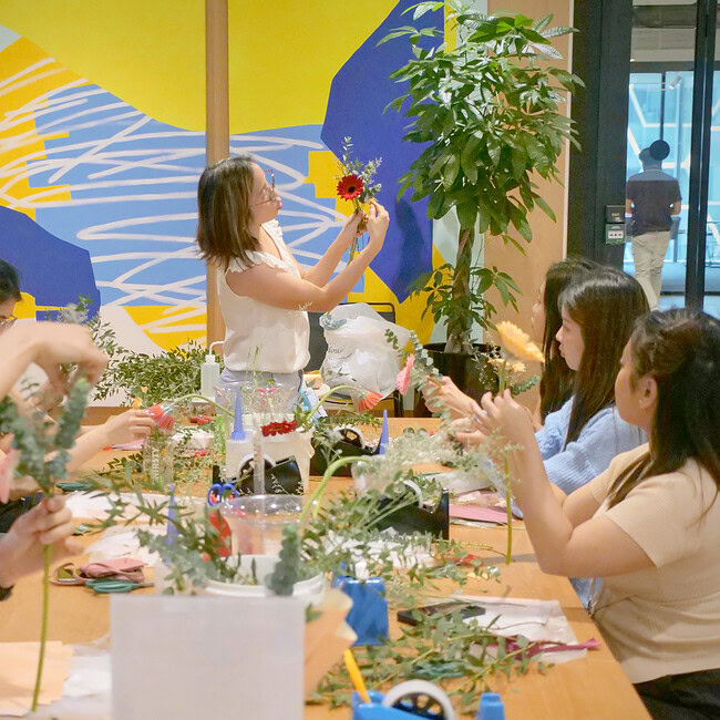 WeWork Floral Arrangement Workshop Photo 8